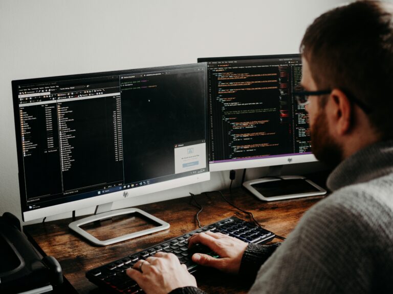 An Australian SaaS firm hired engineers and support staff across SEA in 30 days using Second Talent’s EOR and market-entry support.